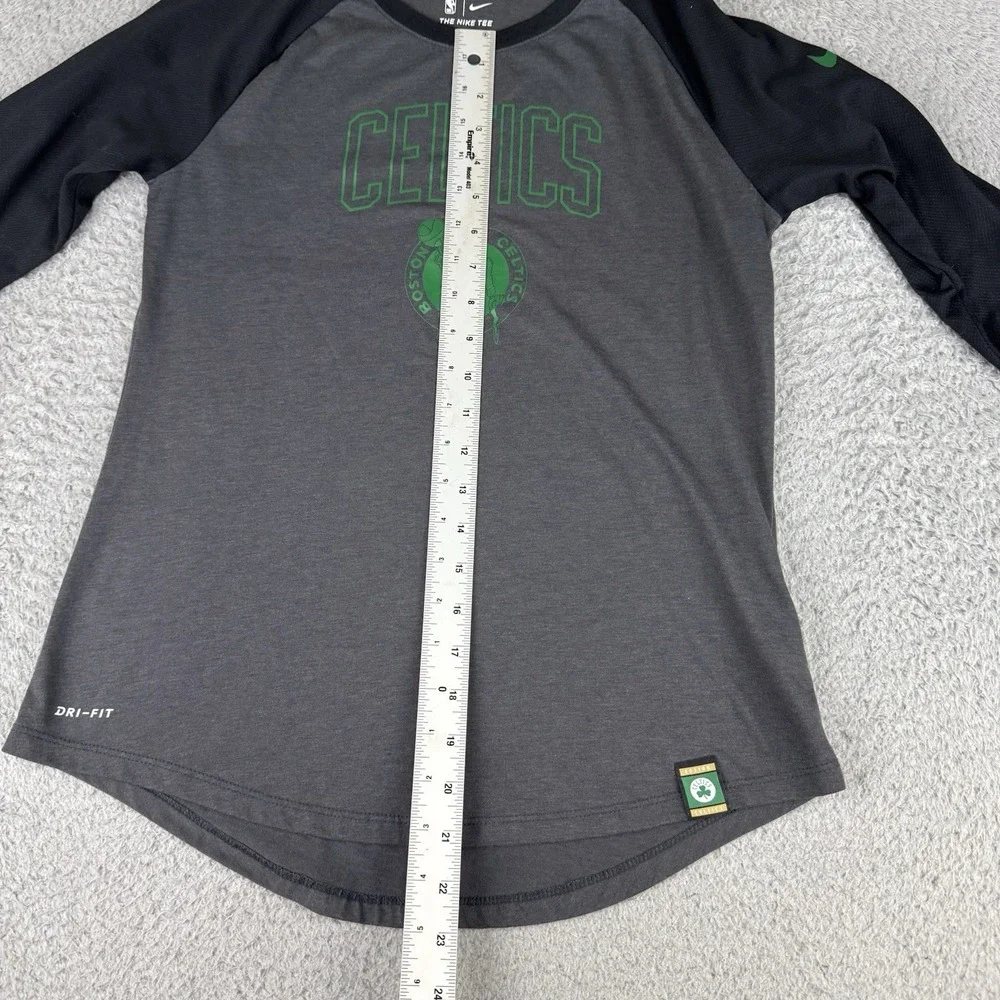 Nike Dri-Fit Boston Celtics NBA Long Sleeve Women's Shirt Size‎ Small Baseball